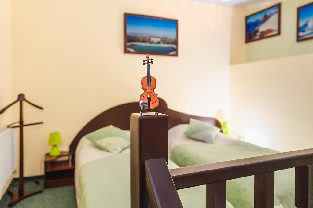 Terminal-A Hotel Ryasne-Ruske Chambre photo