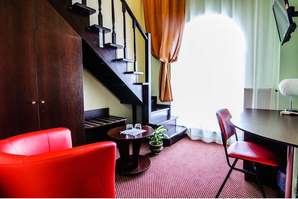 Terminal-A Hotel Ryasne-Ruske Chambre photo